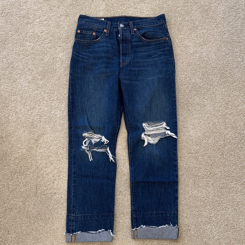 Levi's Women's Distressed Dark Blue Straight Leg Jeans
